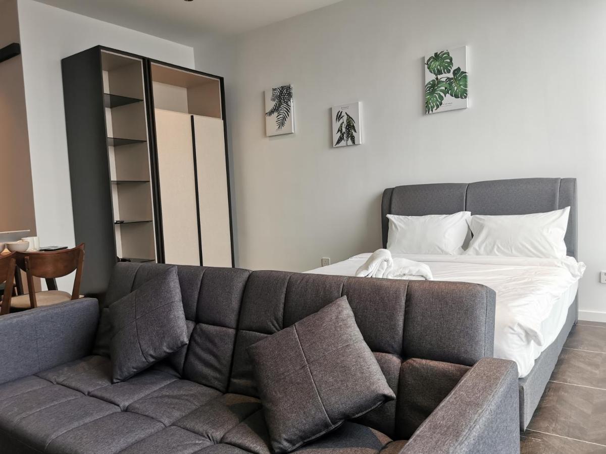 Scarletz Suites Klcc By De Harlequins Guesthouse Kuala Lumpur Eksteriør billede