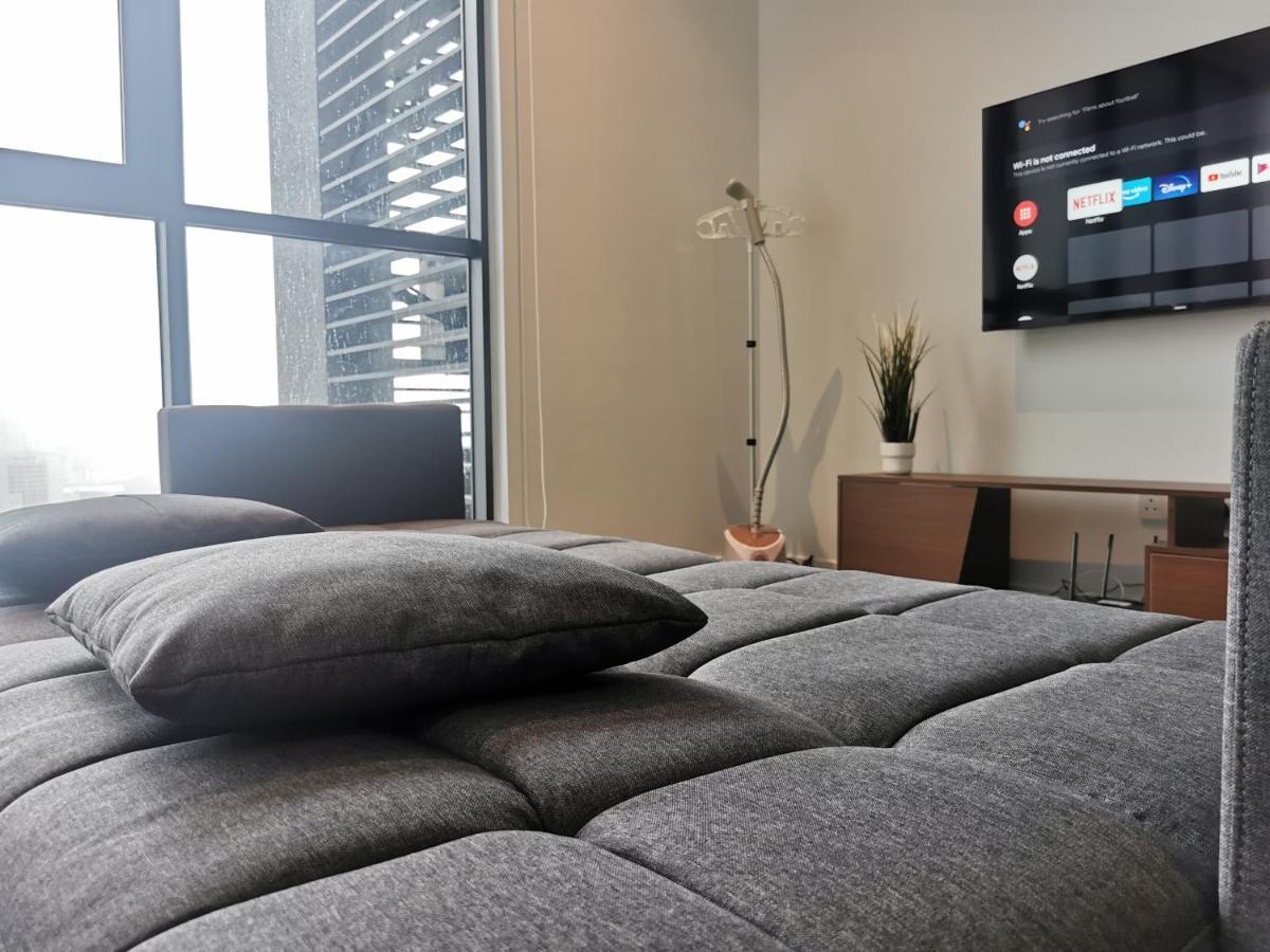 Scarletz Suites Klcc By De Harlequins Guesthouse Kuala Lumpur Eksteriør billede