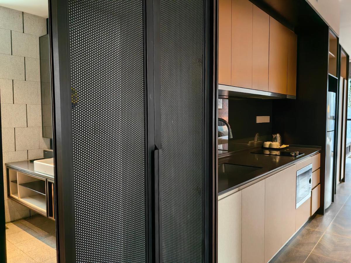 Scarletz Suites Klcc By De Harlequins Guesthouse Kuala Lumpur Eksteriør billede