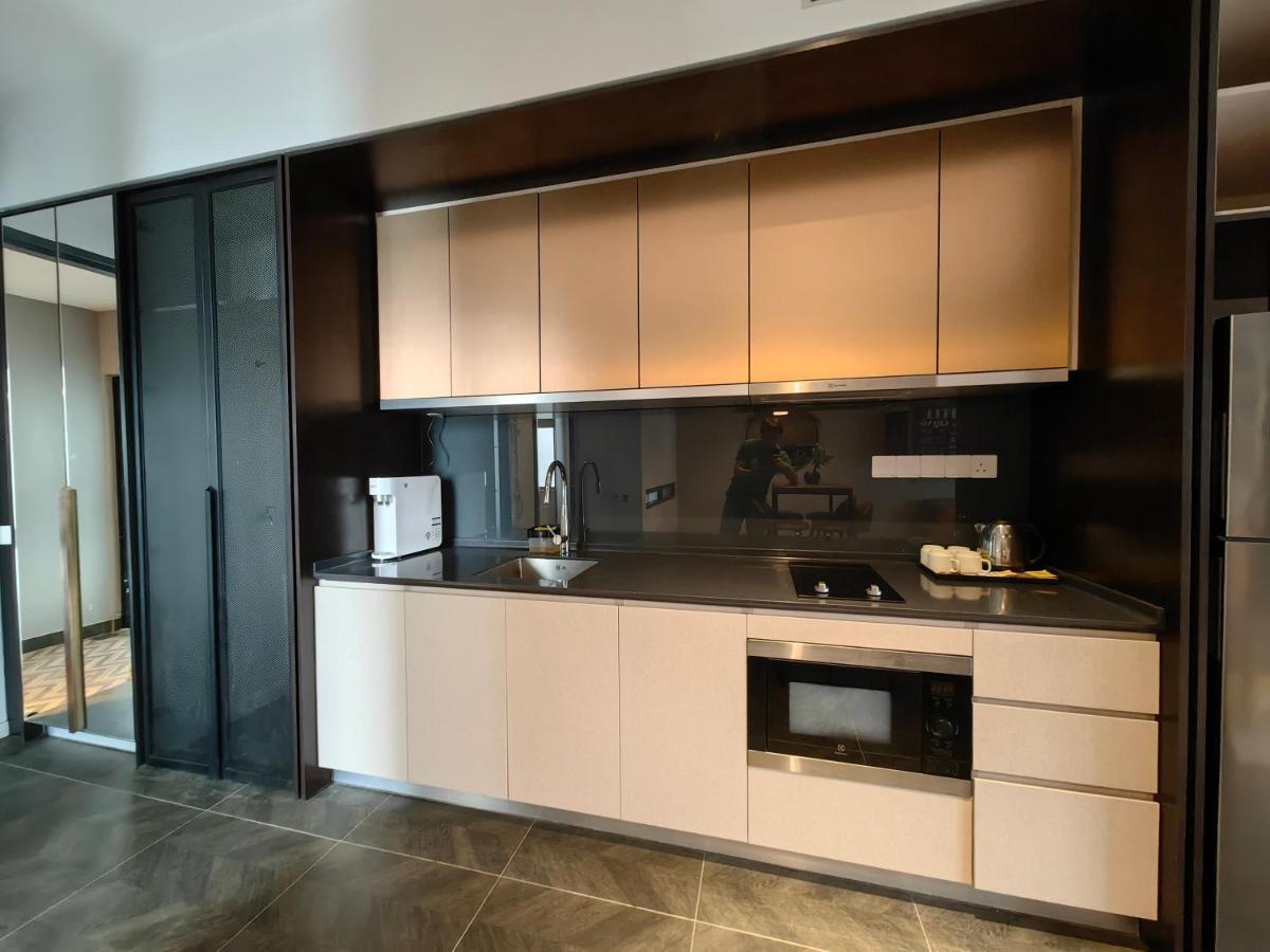 Scarletz Suites Klcc By De Harlequins Guesthouse Kuala Lumpur Eksteriør billede