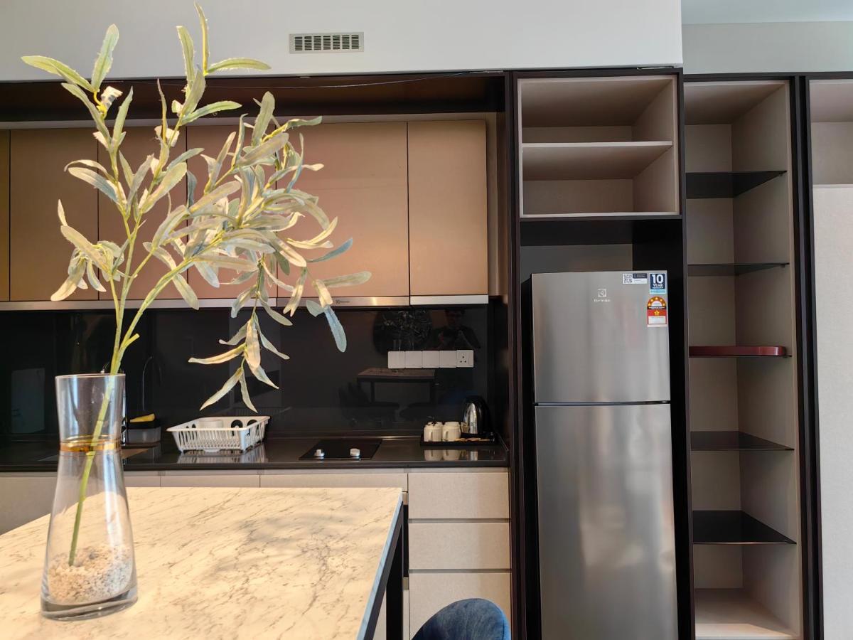 Scarletz Suites Klcc By De Harlequins Guesthouse Kuala Lumpur Eksteriør billede