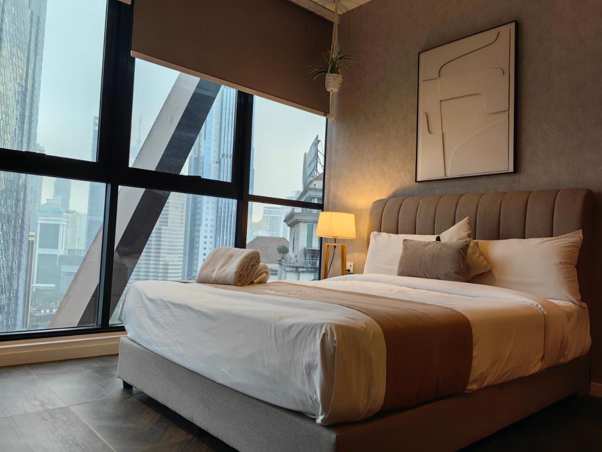 Scarletz Suites Klcc By De Harlequins Guesthouse Kuala Lumpur Eksteriør billede