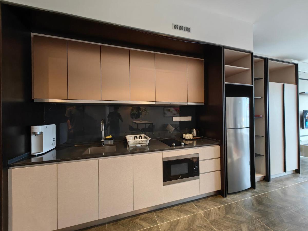 Scarletz Suites Klcc By De Harlequins Guesthouse Kuala Lumpur Eksteriør billede